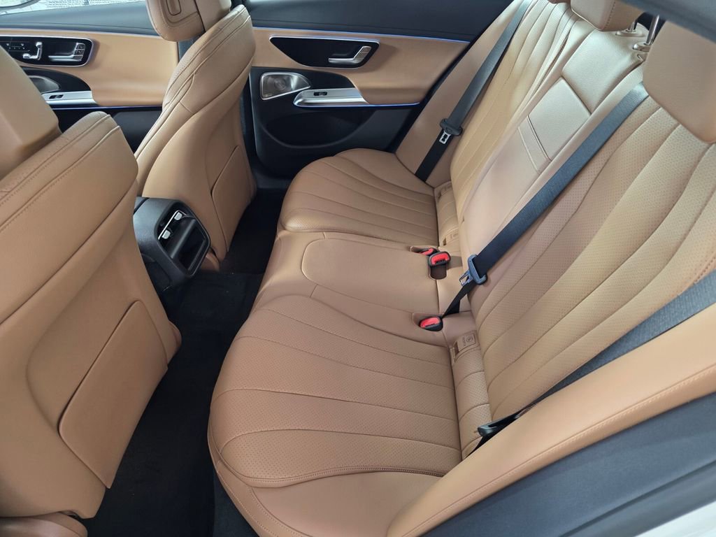 New 2026 Mercedes-Benz E 350 Sedan image 11