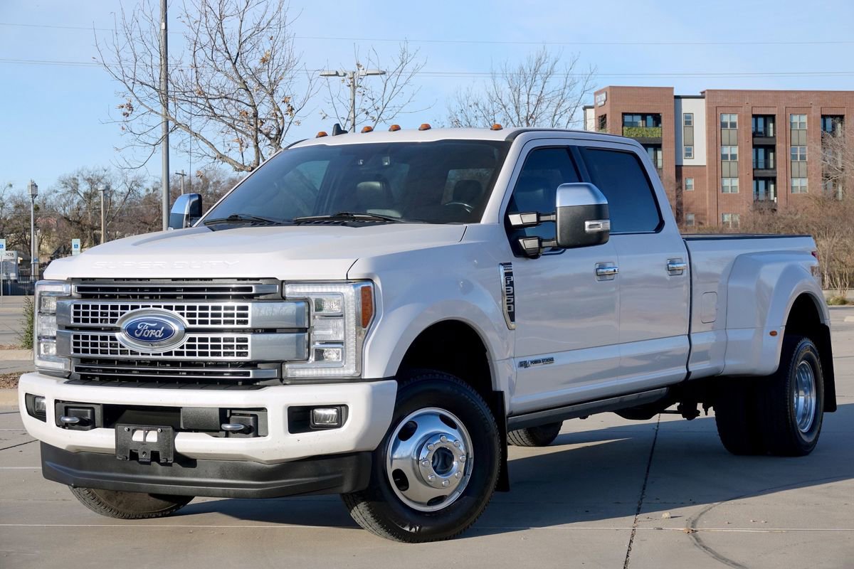 Used 2019 Ford F350 Platinum w/ Platinum Ultimate Package image 7