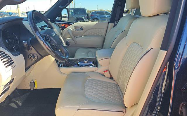 Used 2024 INFINITI QX80 Sensory image 3