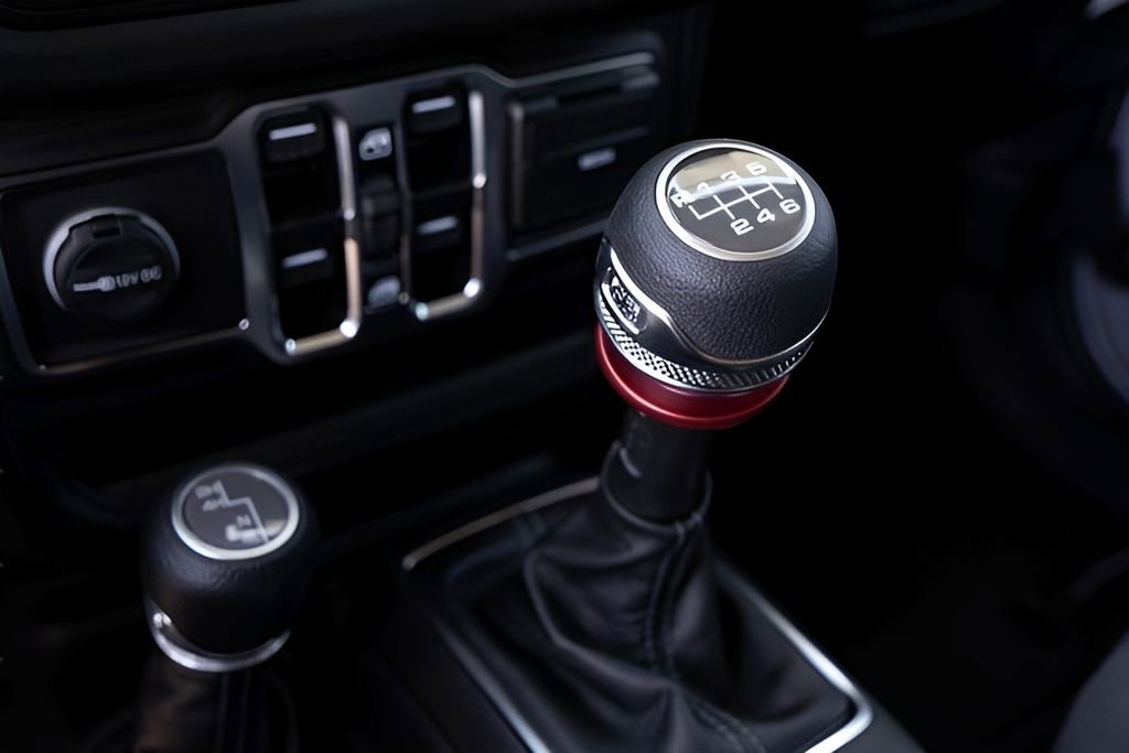 Used 2024 Jeep Wrangler Sport S image 19