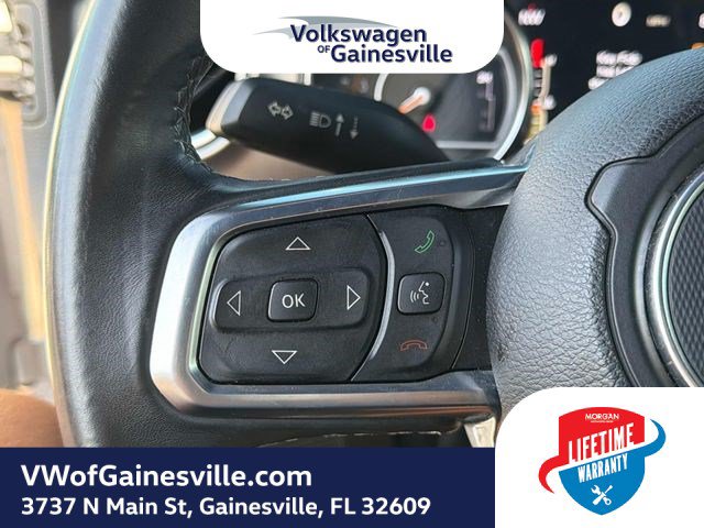 Used 2018 Jeep Wrangler Unlimited Sahara AWD/4WD image 26