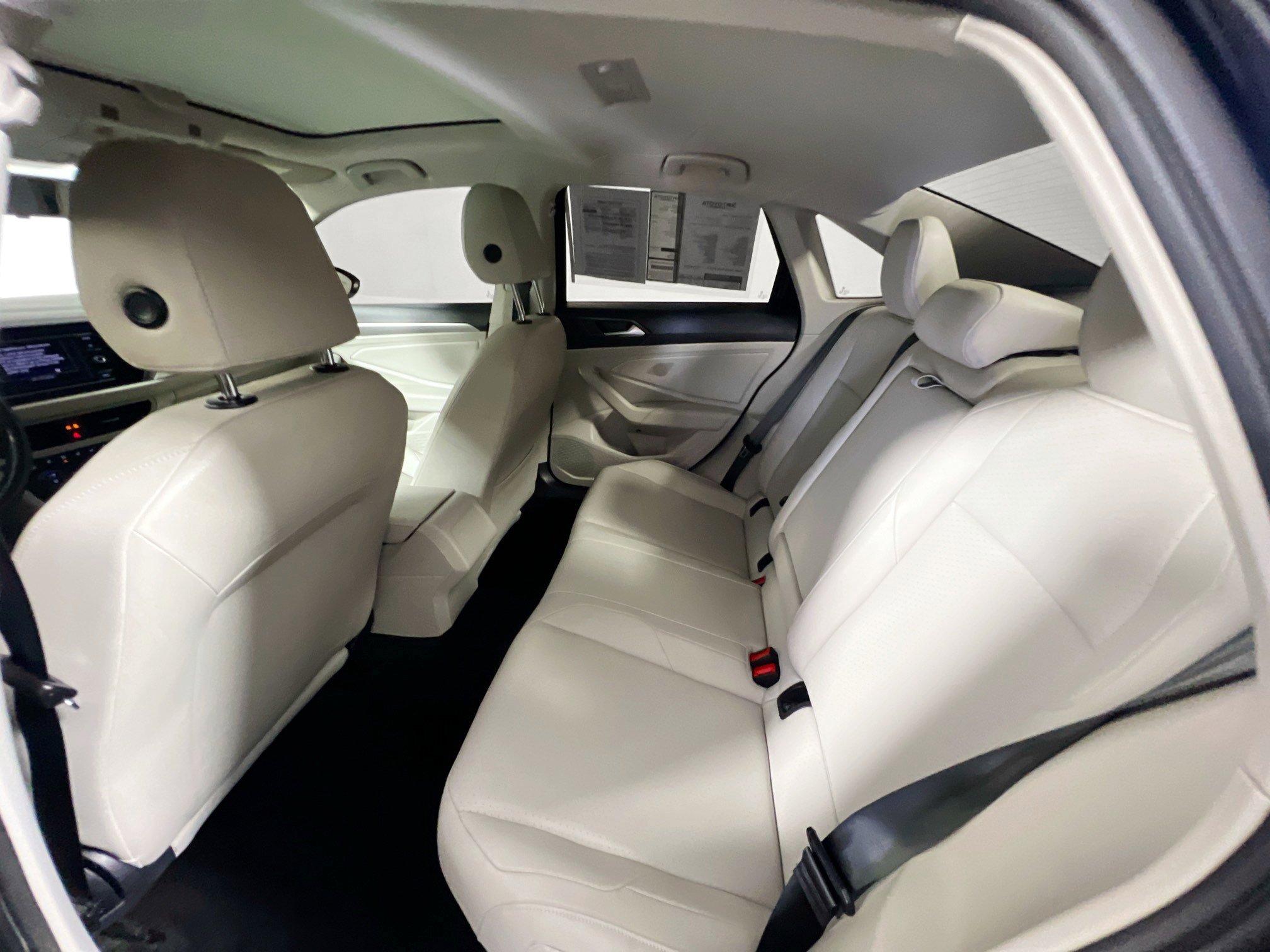 Used 2020 Volkswagen Jetta SE image 29