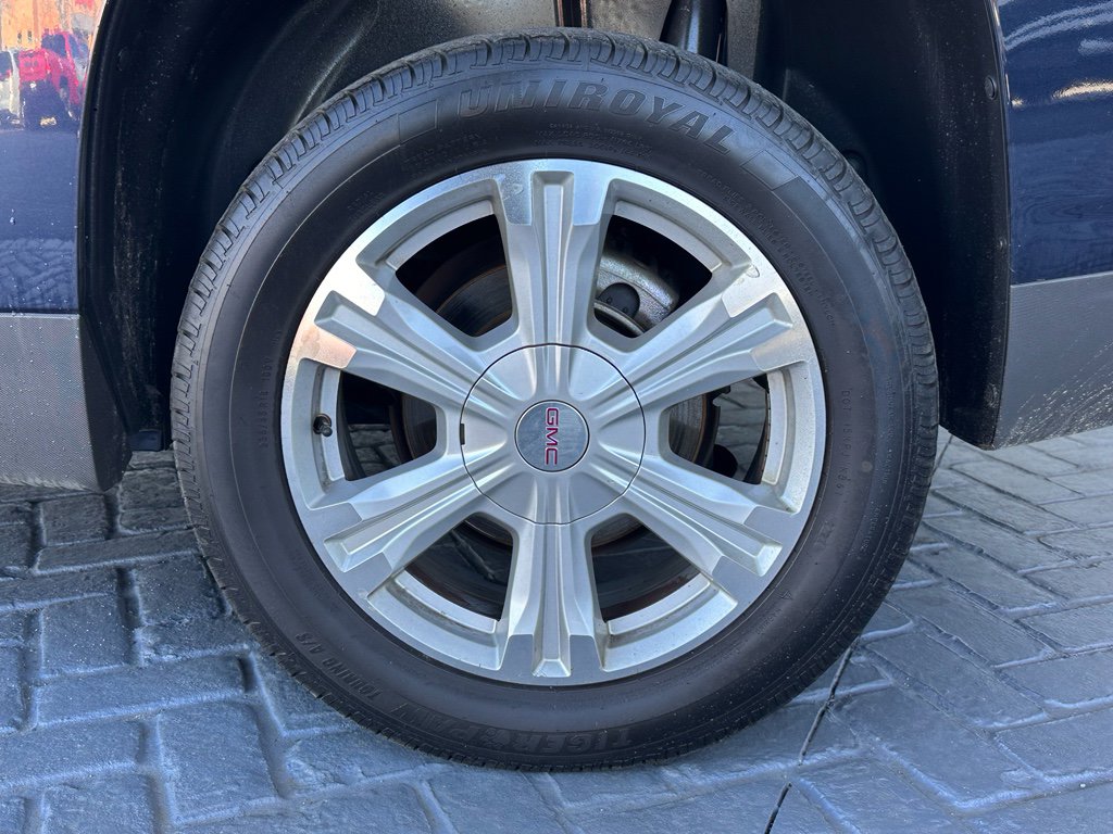 Used 2017 GMC Terrain SLE image 26