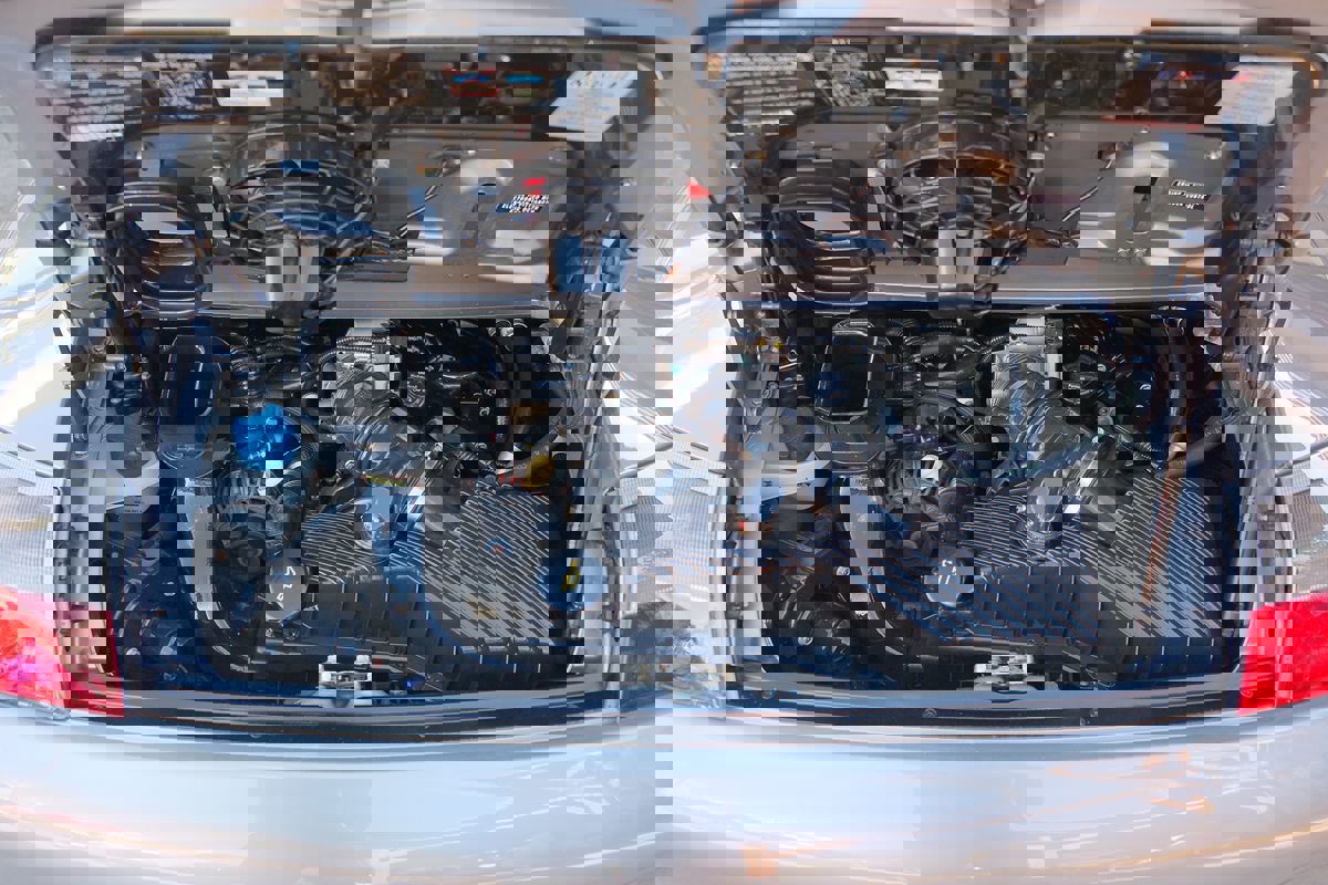 Used 2002 Porsche 911 GT3 RS image 9