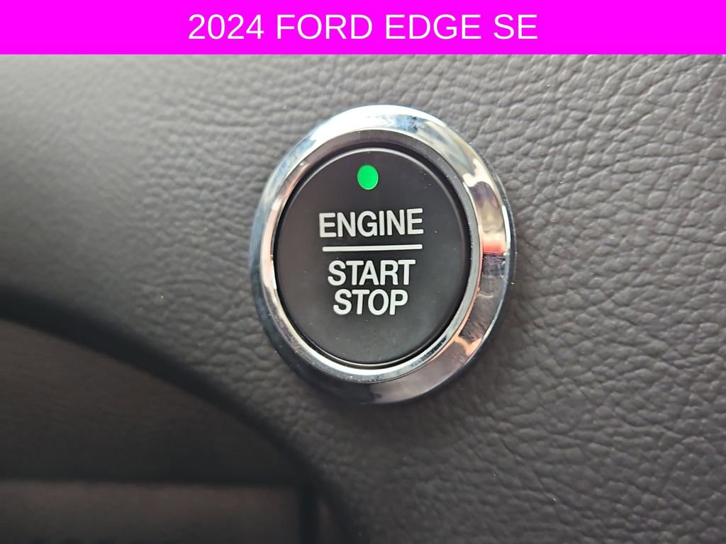 Used 2024 Ford Edge SE image 22