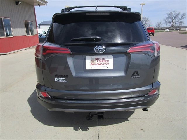 Used 2018 Toyota RAV4 Adventure AWD/4WD image 8