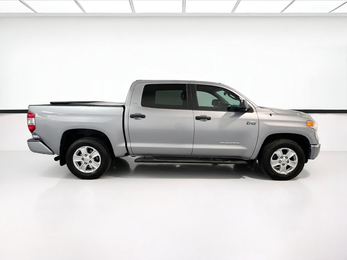 Used 2016 Toyota Tundra SR5 w/ SR5 Upgrade Package RWD image 21