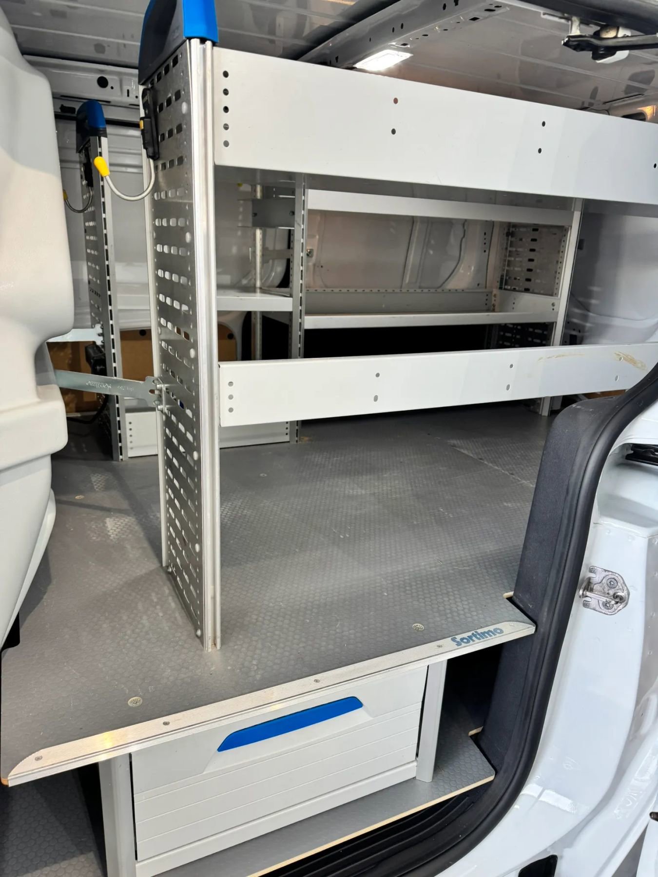 Used 2014 Ford Transit Connect XL FWD image 28