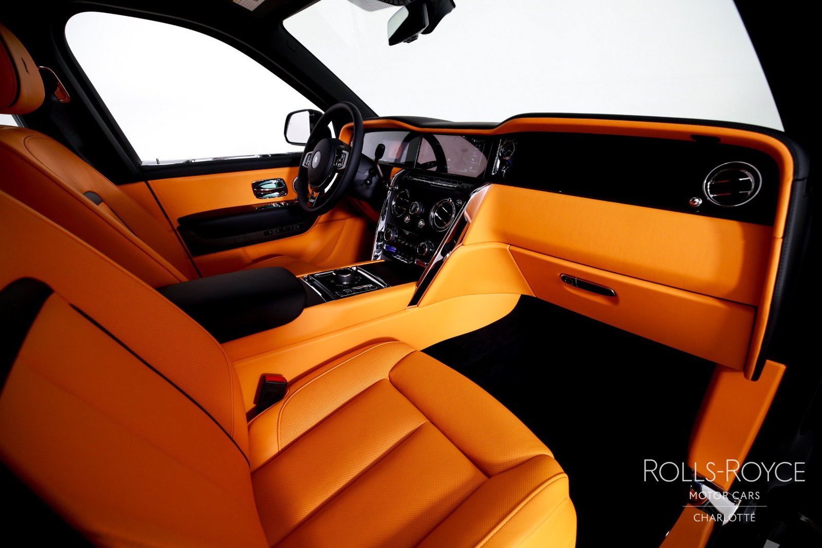 New 2026 Rolls-Royce Cullinan AWD/4WD image 36
