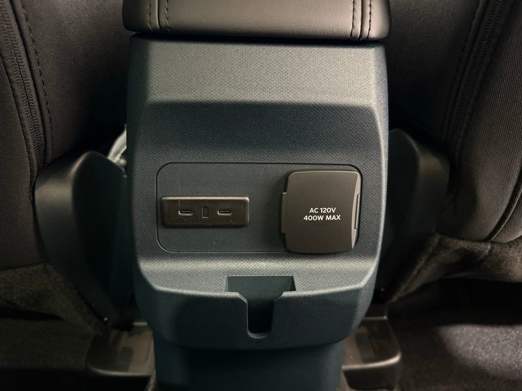 New 2025 Ford Maverick XLT w/ XLT Luxury Package image 27