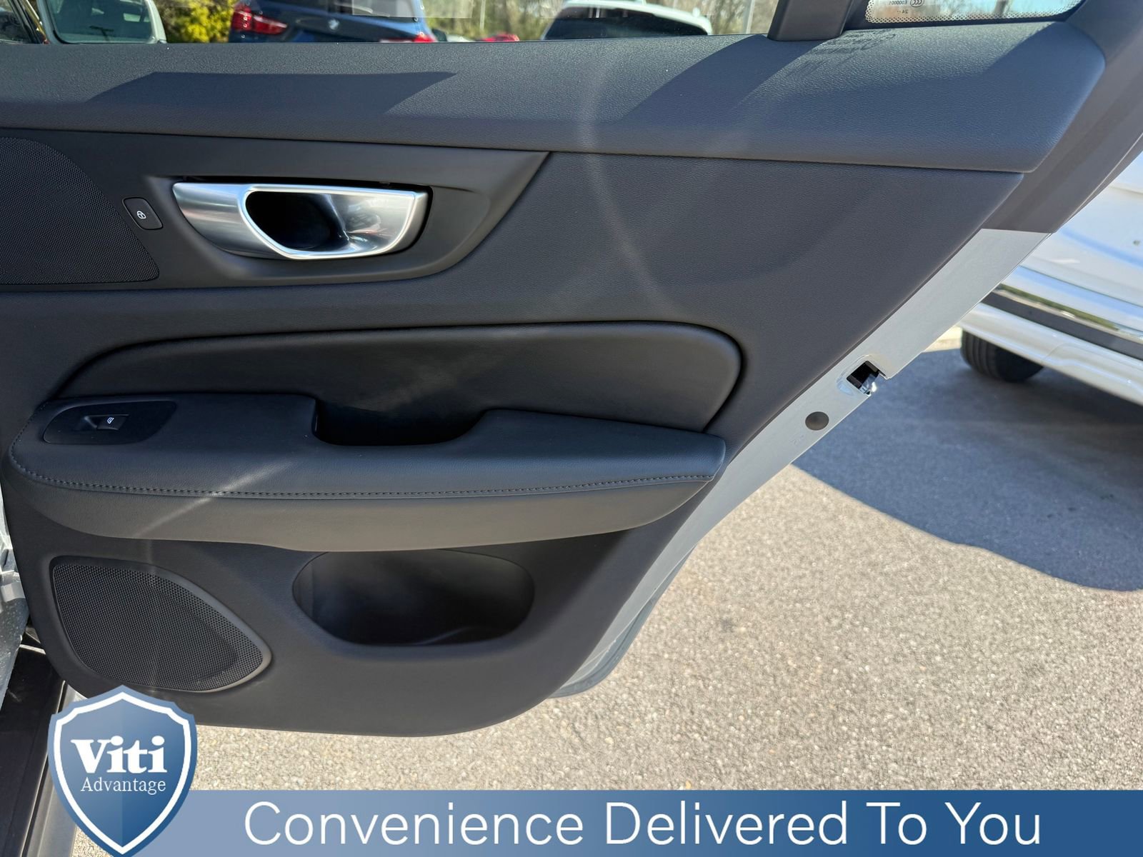 Certified 2025 Volvo V60 B5 Cross Country Plus AWD/4WD image 26