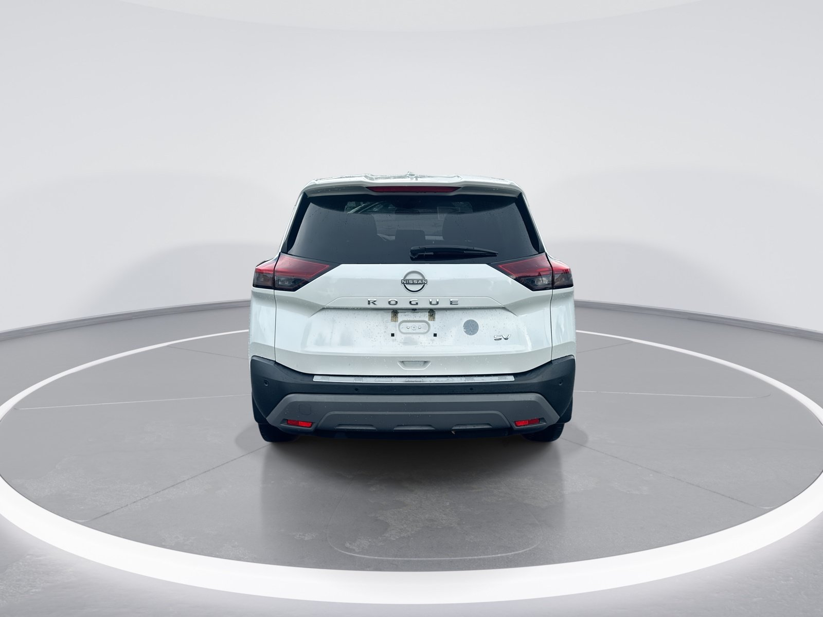 Used 2023 Nissan Rogue SV FWD image 8