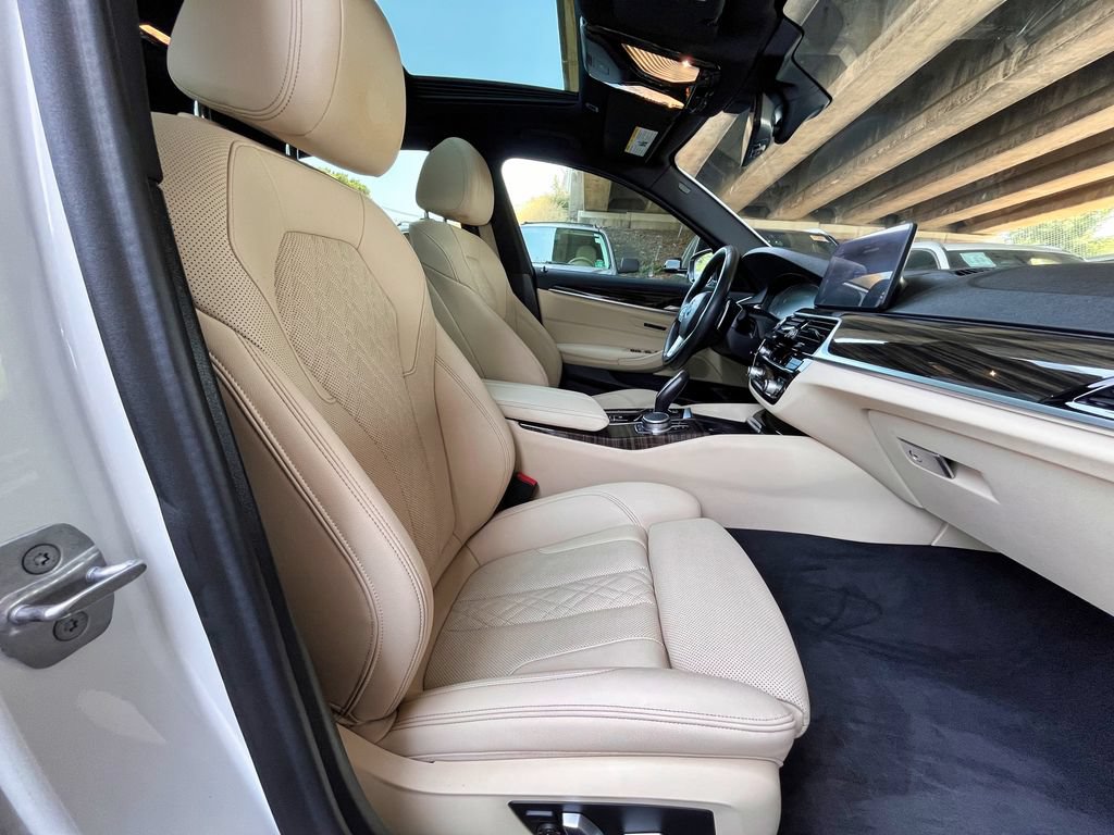 Used 2021 BMW 530i xDrive w/ Convenience Package AWD/4WD image 18