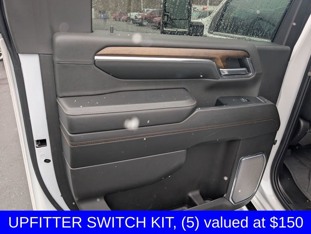 Used 2024 Chevrolet Silverado 3500 High Country w/ High Country Premium Package image 10