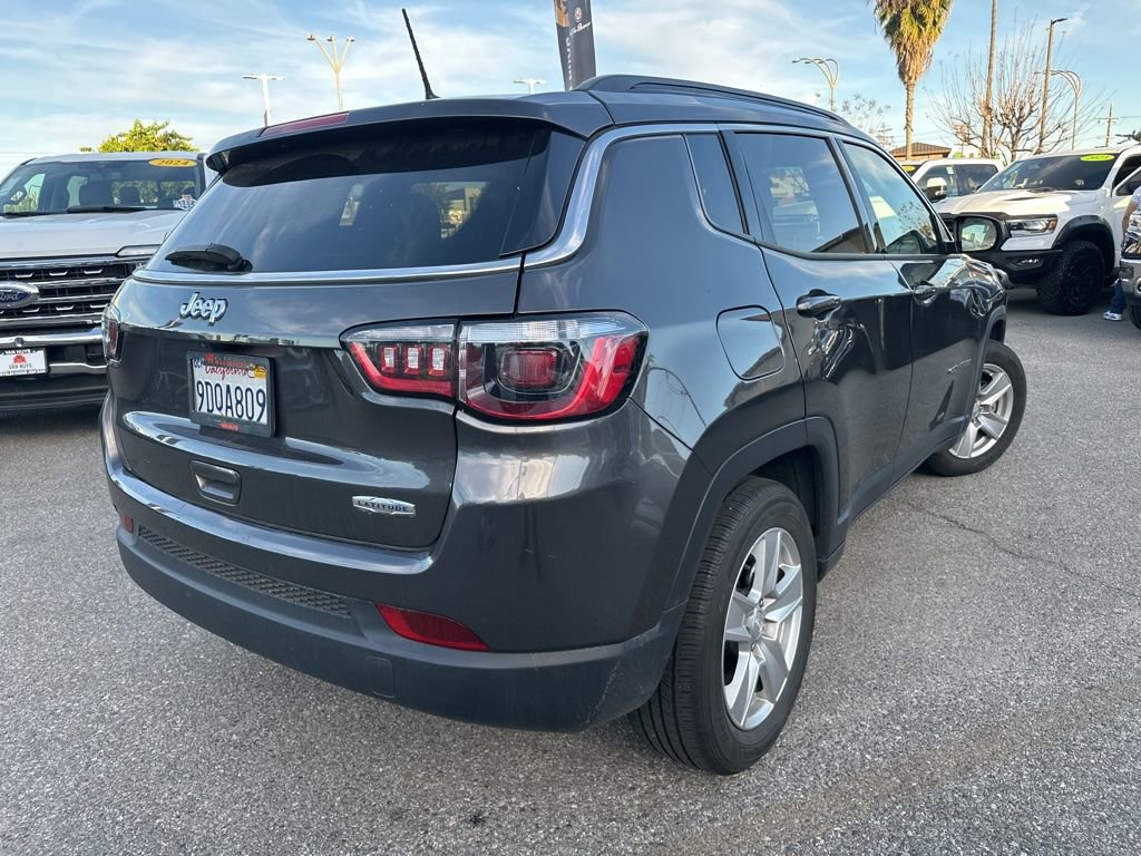 Used 2022 Jeep Compass Latitude w/ Sun and Sound Group image 5