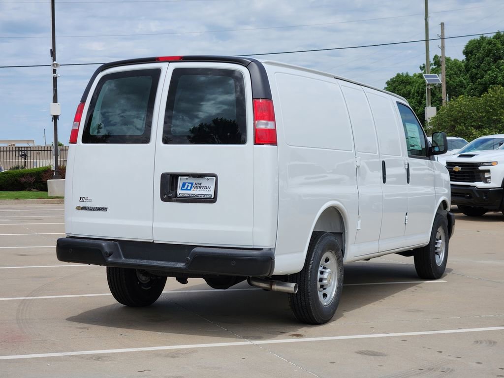 New 2026 Chevrolet Express 2500 w/ Driver Convenience Package RWD image 4