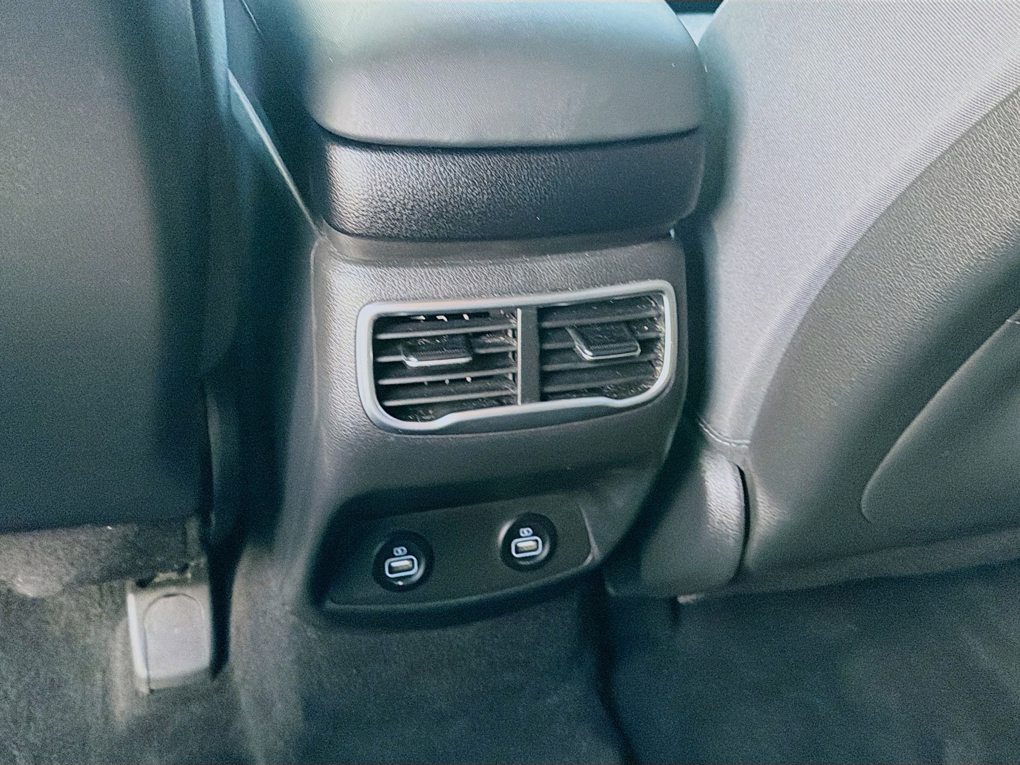 Used 2021 Hyundai Santa Fe SEL w/ Cargo Package image 22