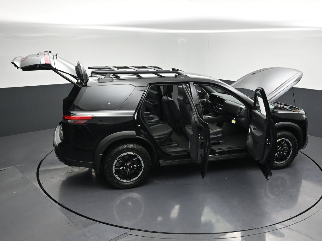 New 2026 Nissan Pathfinder Rock Creek w/ Rock Creek Premium Package AWD/4WD image 34