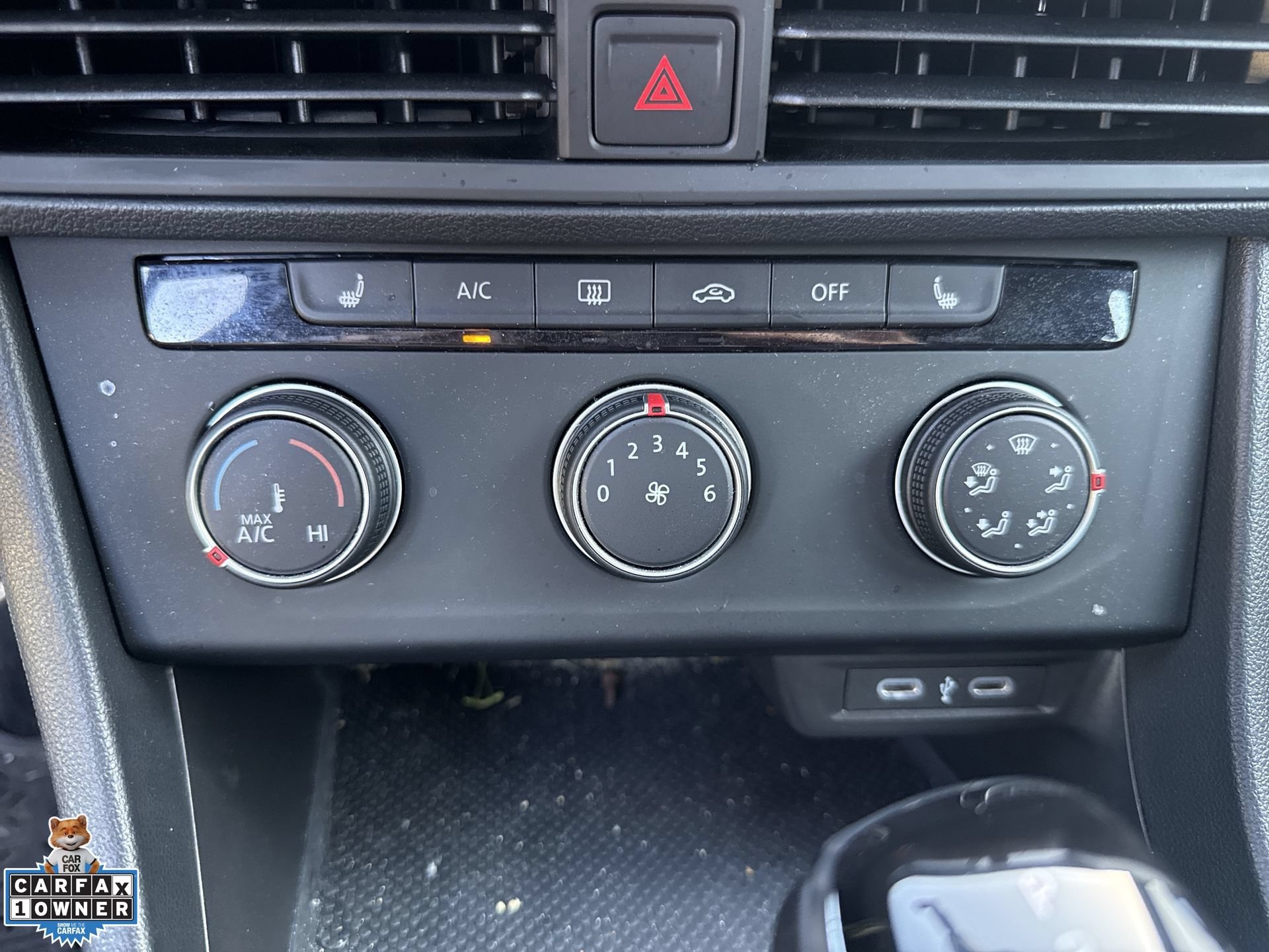 Certified 2024 Volkswagen Jetta Sport FWD image 17
