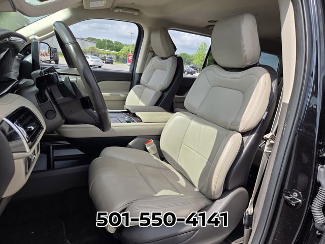 Used 2024 Lincoln Navigator Premiere image 7