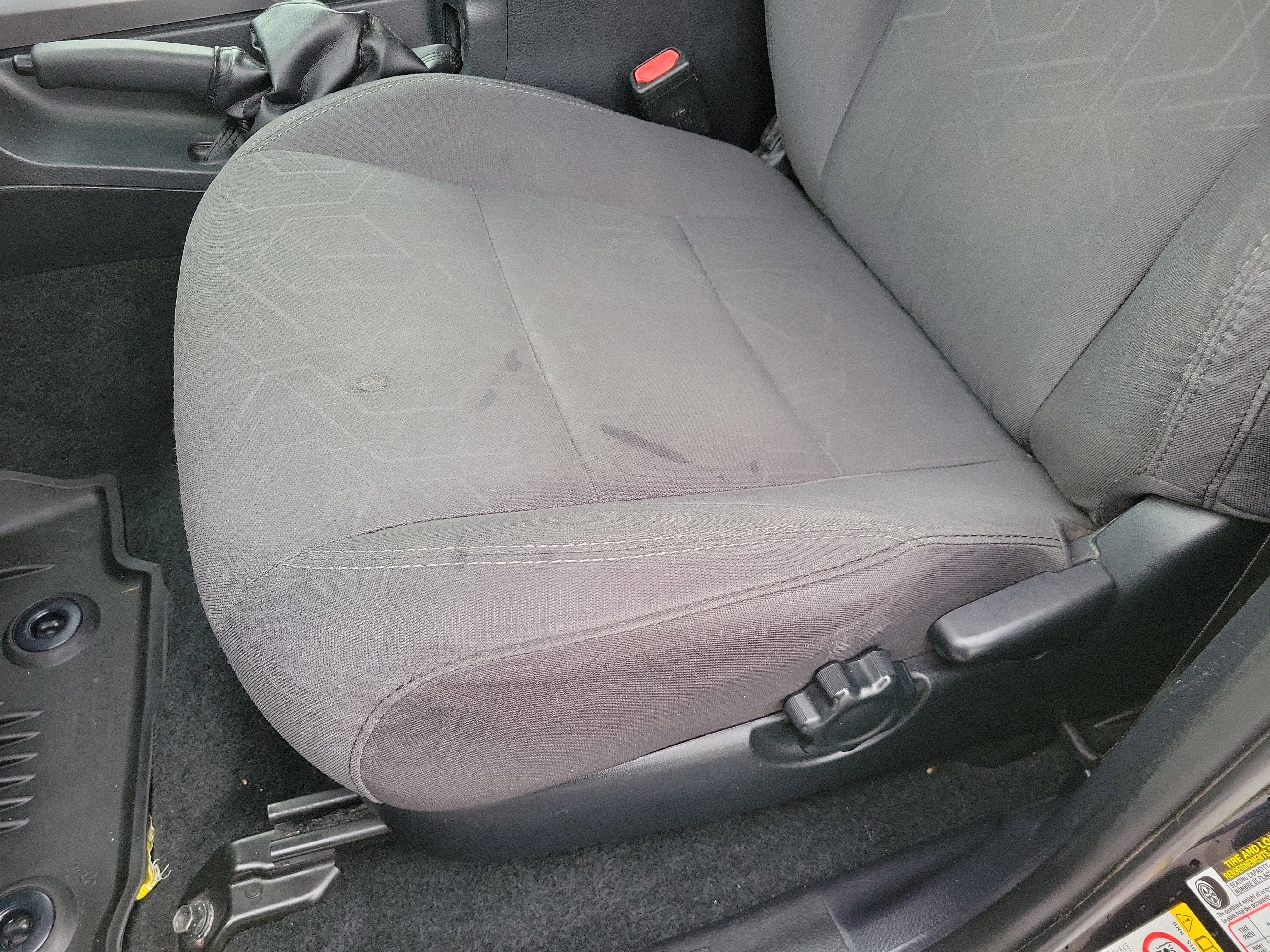 Used 2018 Toyota Tacoma TRD Off-Road image 10