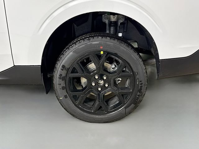 New 2026 Ford Maverick Lariat w/ Black Appearance Package image 31