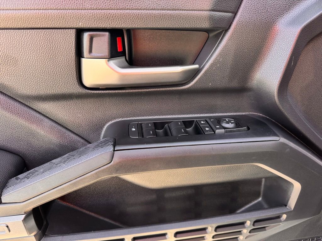 Used 2024 Toyota Tacoma TRD Sport image 38