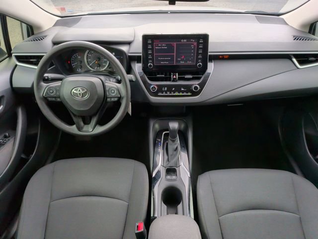 Used 2020 Toyota Corolla LE FWD image 25