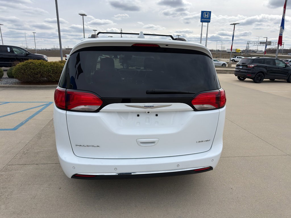 Used 2020 Chrysler Pacifica Limited w/ Advanced Safetytec Group image 6