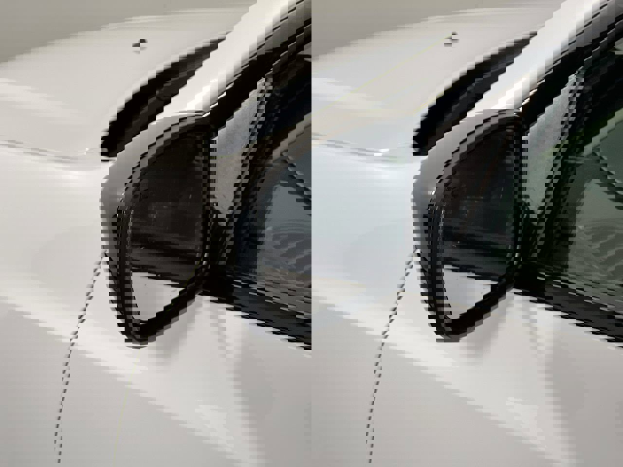 Used 2023 Chrysler 300 Touring w/ Sport Appearance Package image 10