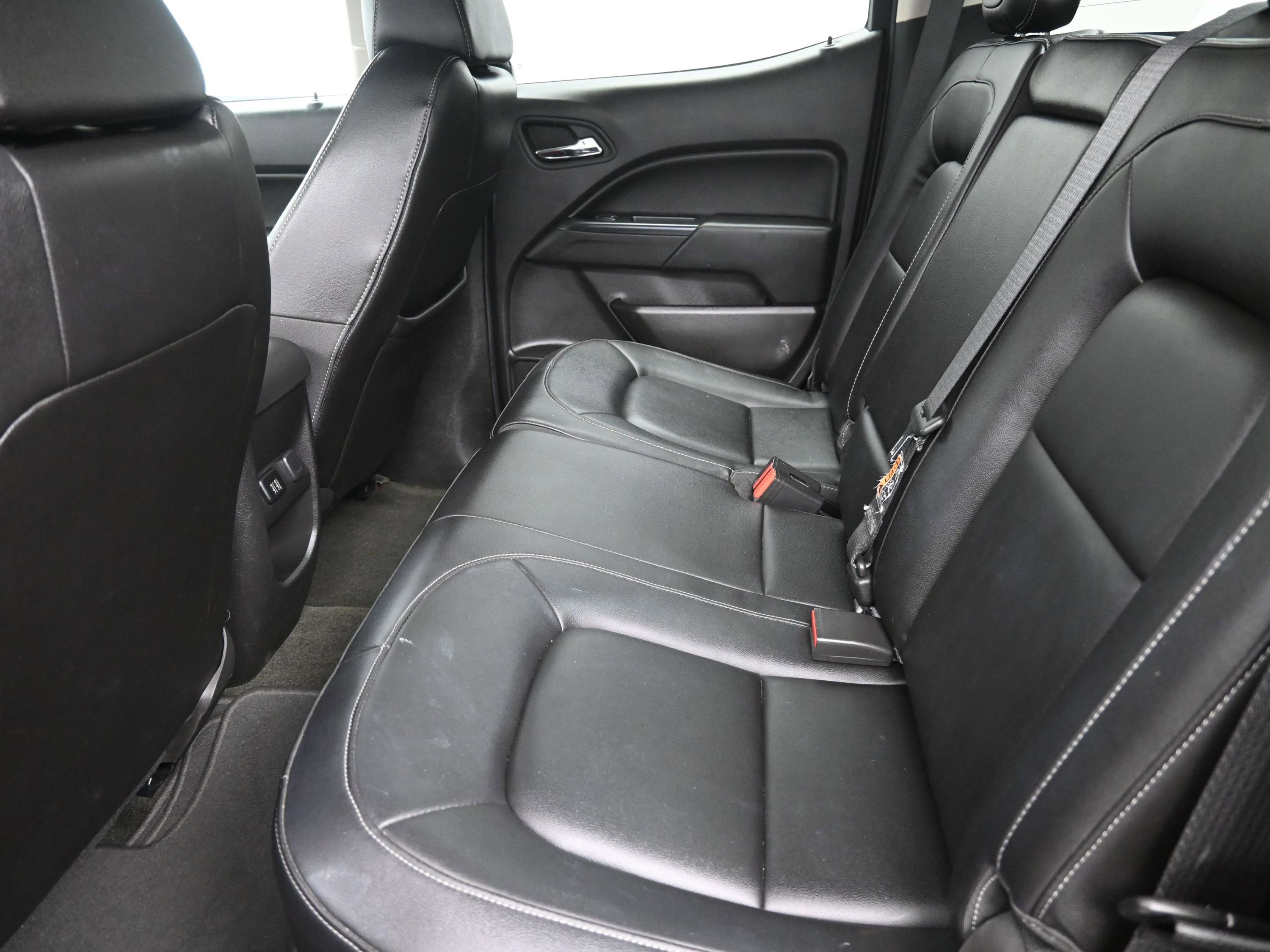 Used 2015 Chevrolet Colorado LT w/ Luxury Package image 27