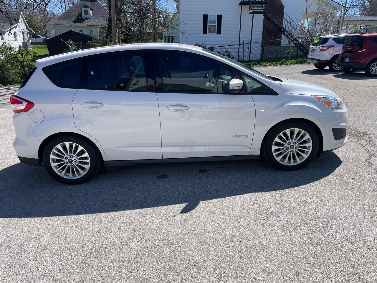 Used 2017 Ford C-MAX SE w/ Cold Weather Package image 4