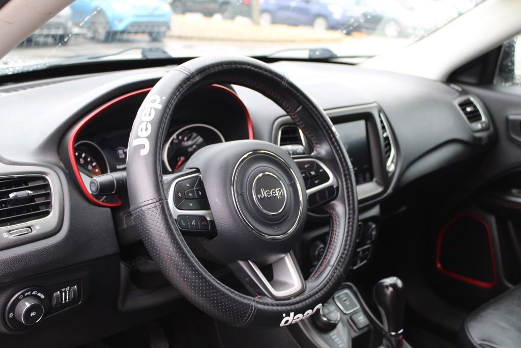 Used 2019 Jeep Compass Trailhawk image 18