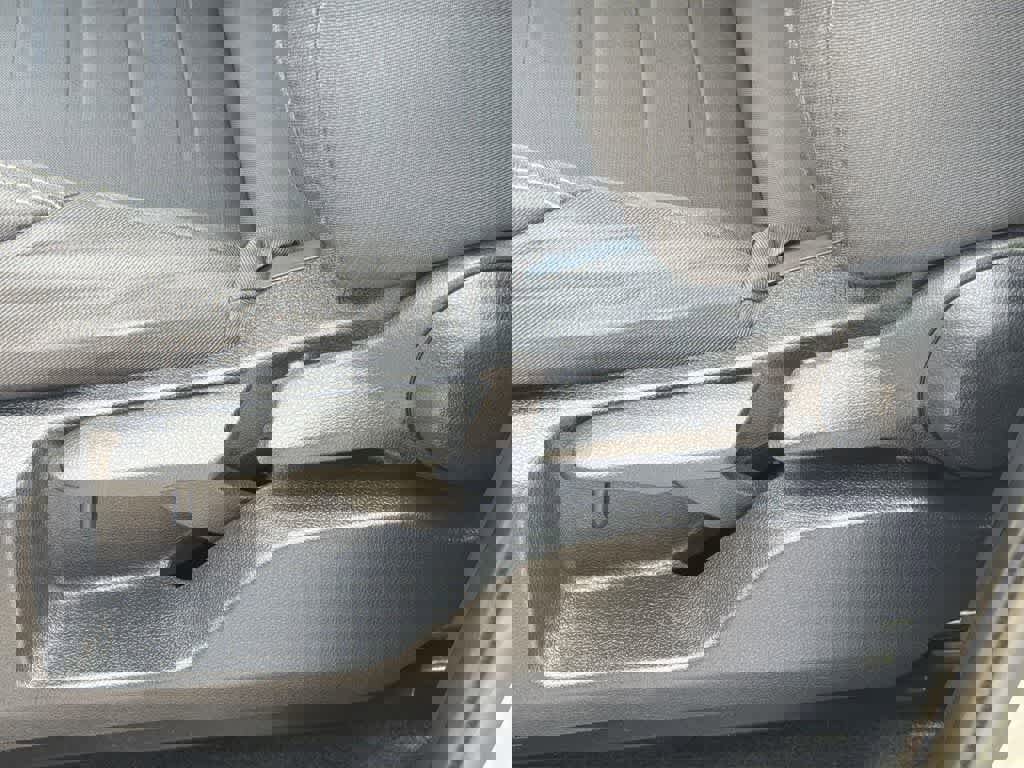 Used 2024 Toyota Tacoma TRD Off-Road image 24