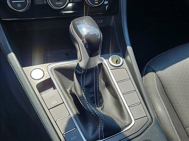 Used 2024 Volkswagen Jetta SE FWD image 12