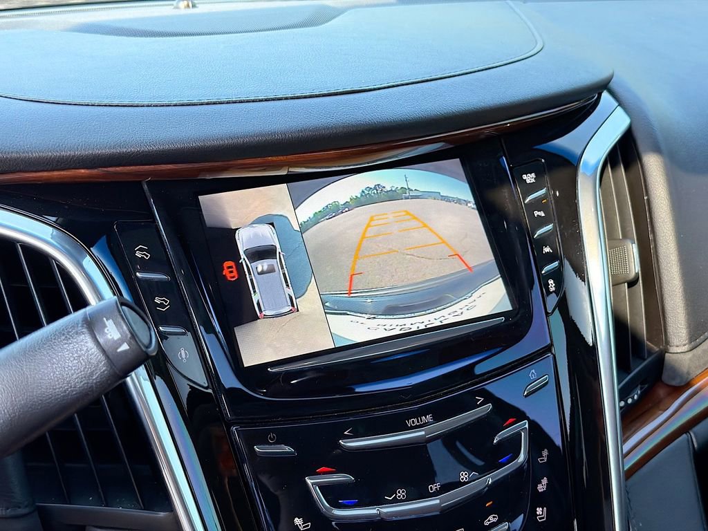 Used 2016 Cadillac Escalade Luxury AWD/4WD image 13