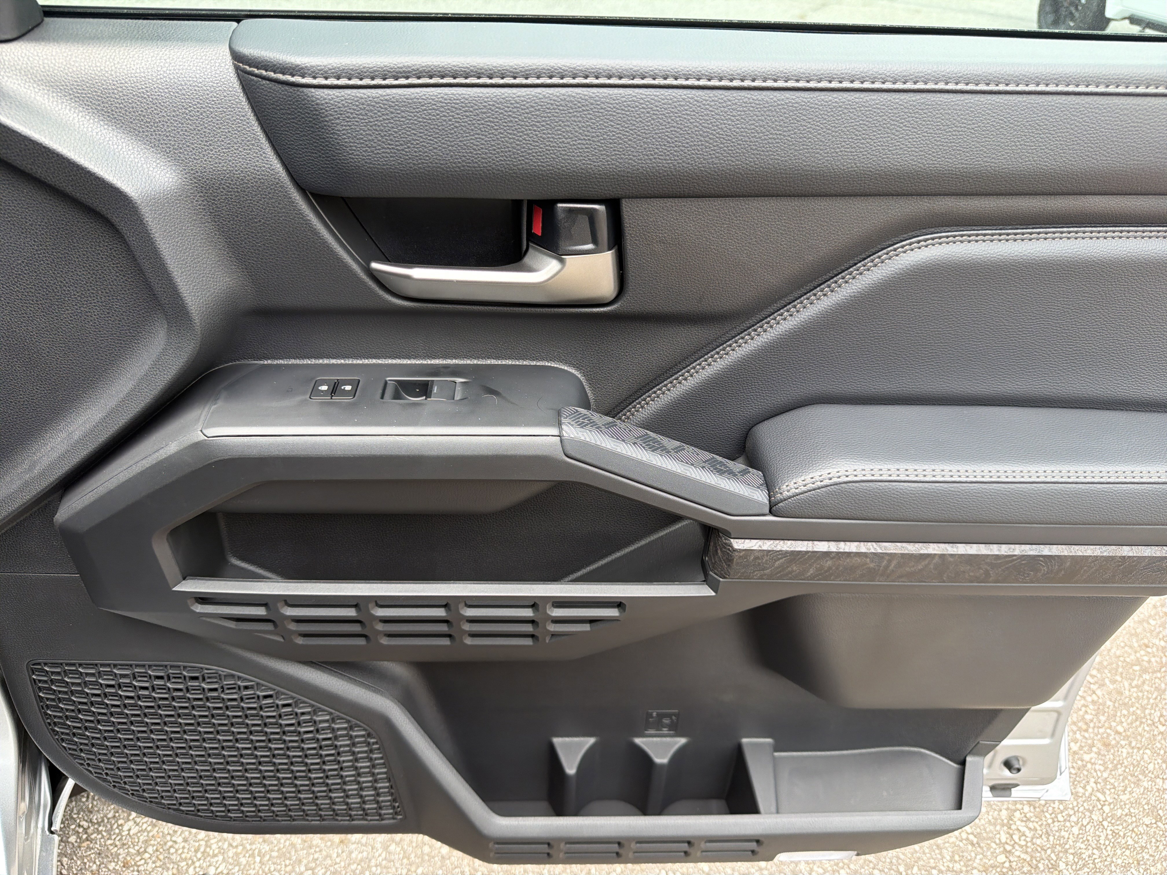 New 2026 Toyota Tacoma Limited AWD/4WD image 14