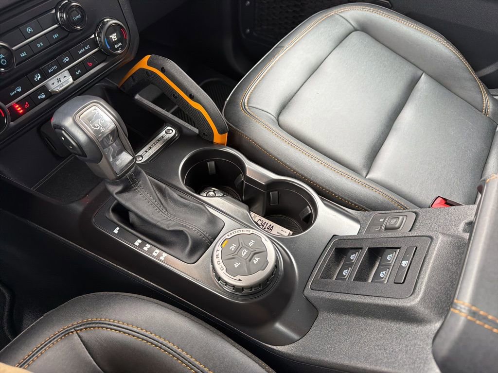 Used 2024 Ford Bronco Badlands image 31