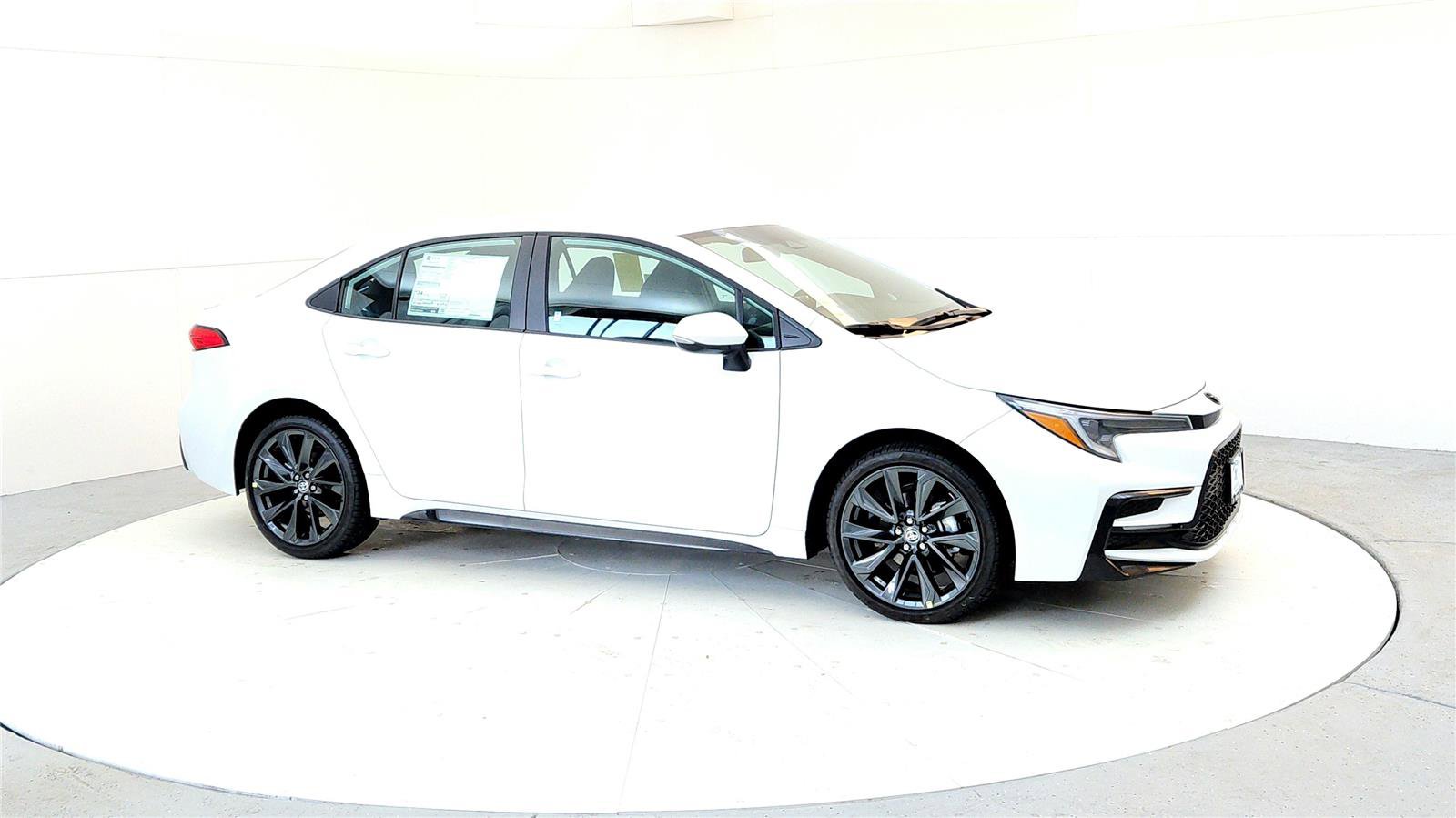 New 2026 Toyota Corolla SE FWD image 7