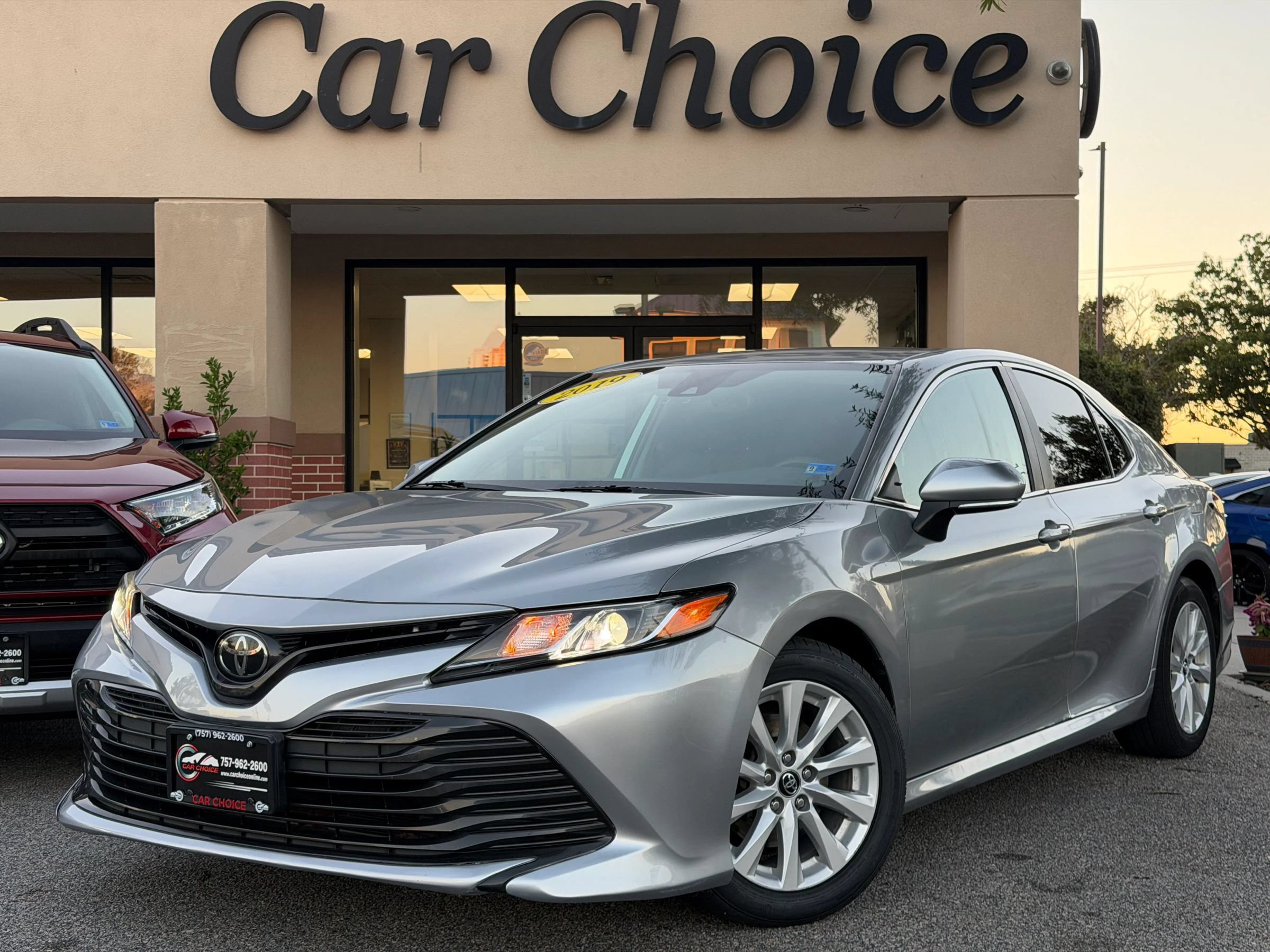 Used 2019 Toyota Camry LE