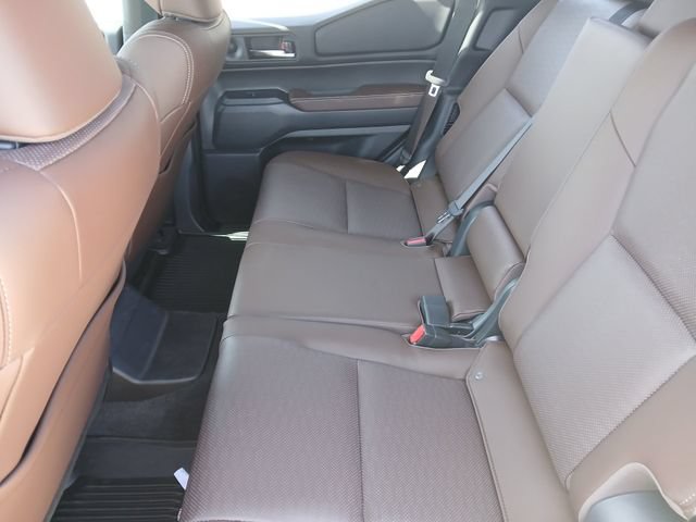 New 2027 Toyota Land Cruiser w/ Premium Package AWD/4WD image 24