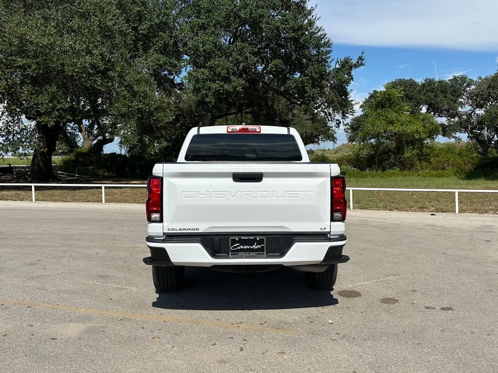 Used 2023 Chevrolet Colorado LT RWD image 6