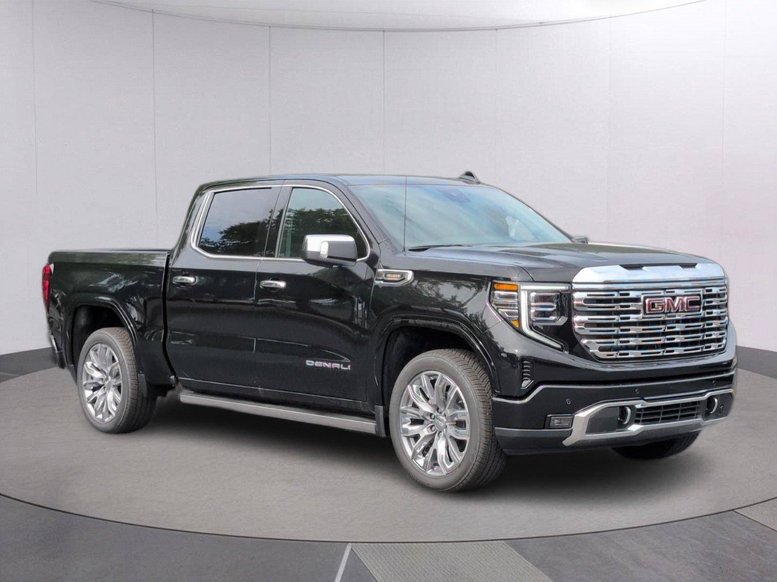 New 2026 GMC Sierra 1500 Denali w/ Denali Reserve Package AWD/4WD image 9