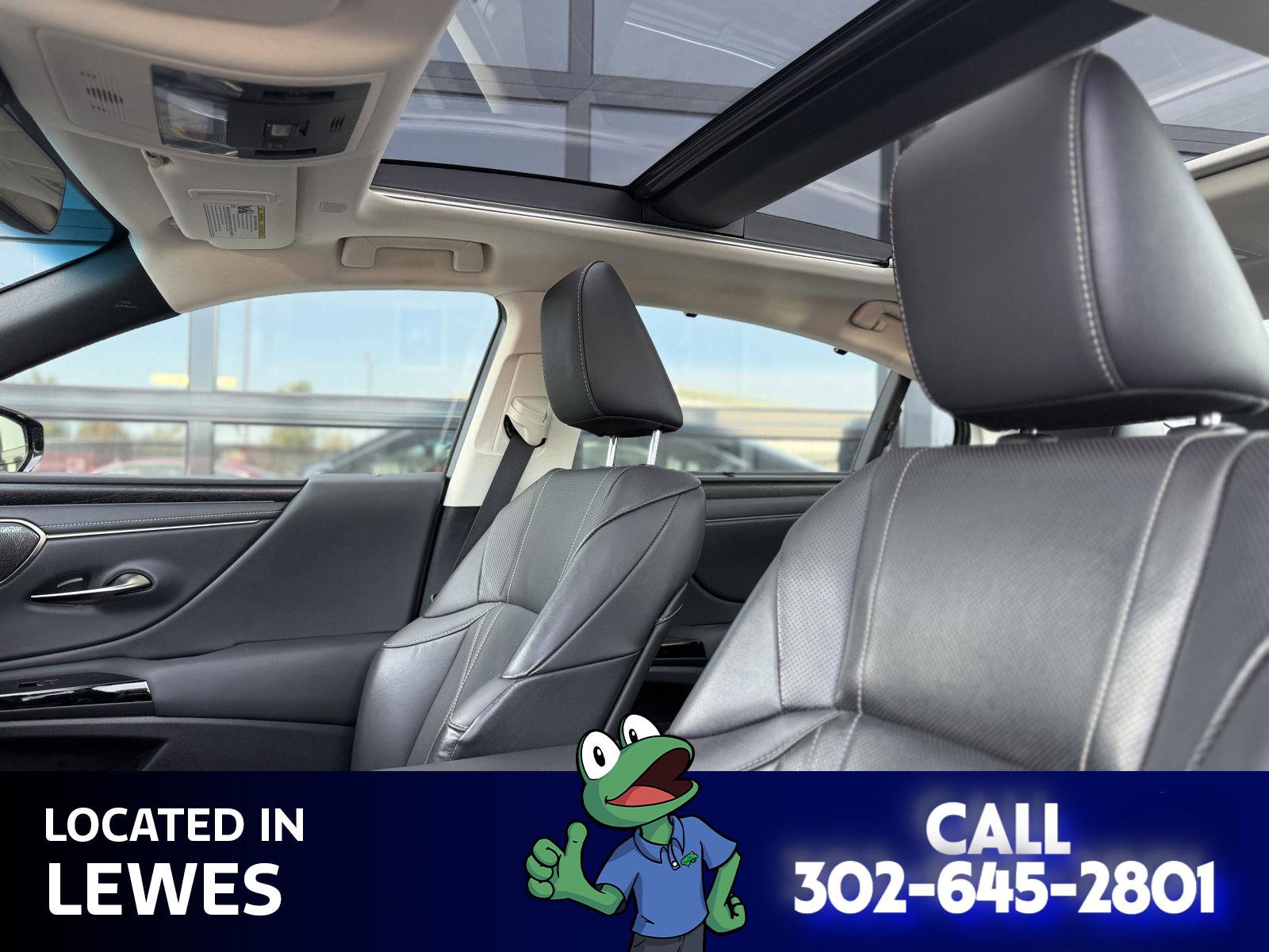 Used 2023 Lexus ES 350 Ultra Luxury image 13