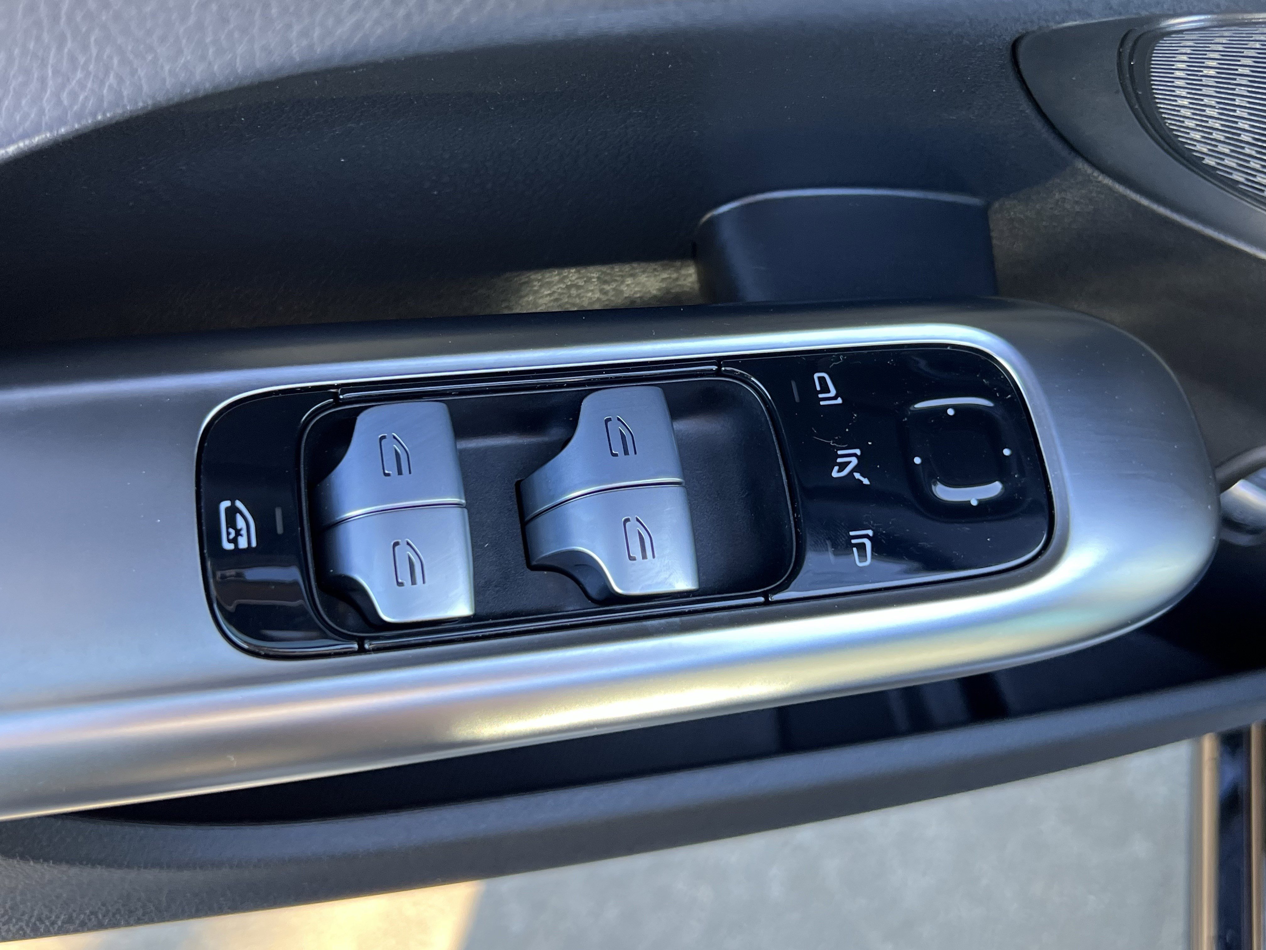 Certified 2025 Mercedes-Benz C 300 Sedan image 15