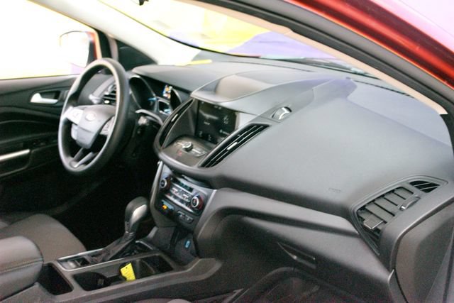 Used 2019 Ford Escape SE FWD image 12