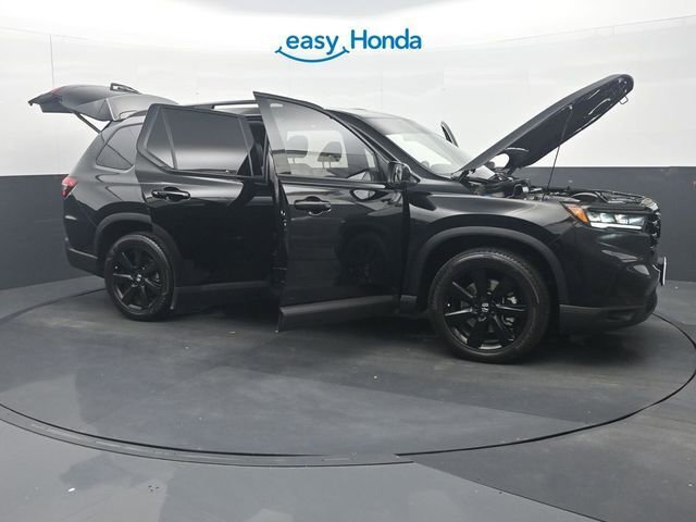 Used 2025 Honda Pilot Black Edition image 35