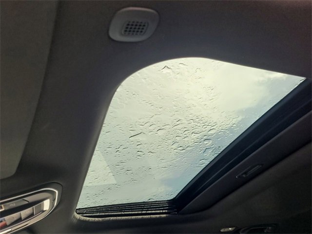 New 2025 Jeep Grand Cherokee Altitude image 6