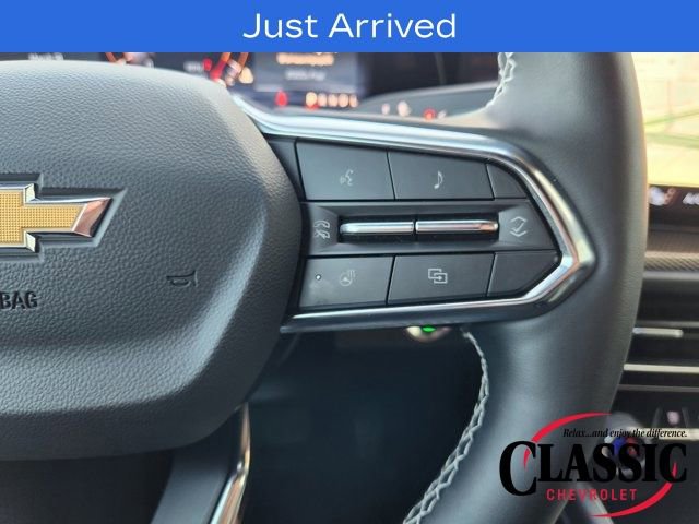 Used 2025 Chevrolet Traverse High Country image 41