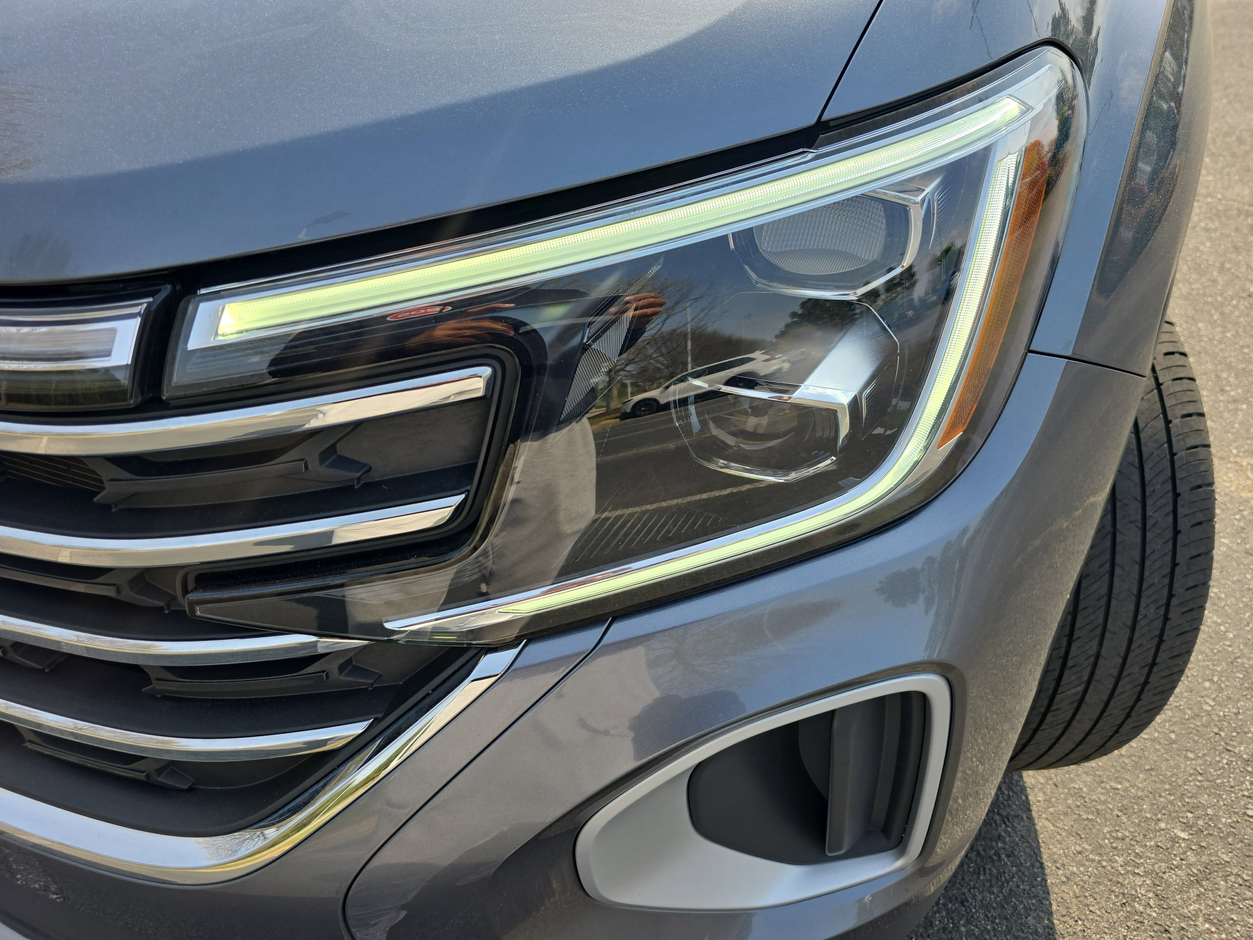 Used 2024 Volkswagen Atlas SE image 33